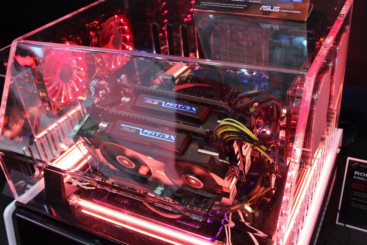 [06/06/2013] Messestand von Asus