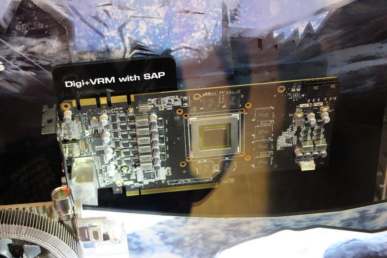 [06/06/2013] Messestand von Asus