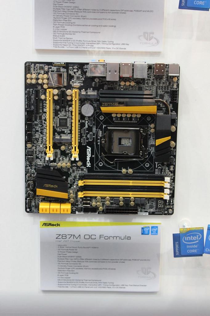 [06/06/2013] Messestand von Asrock