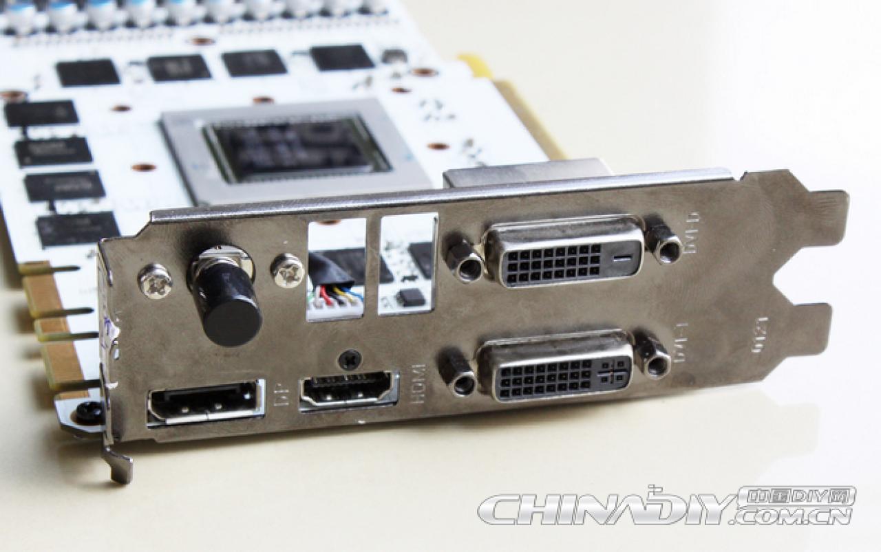 [08/07/2013] Galaxy Geforce GTX 780 Hall of Fame: Hersteller stellt abgespeckte Titan mit weißem PCB vor (6)