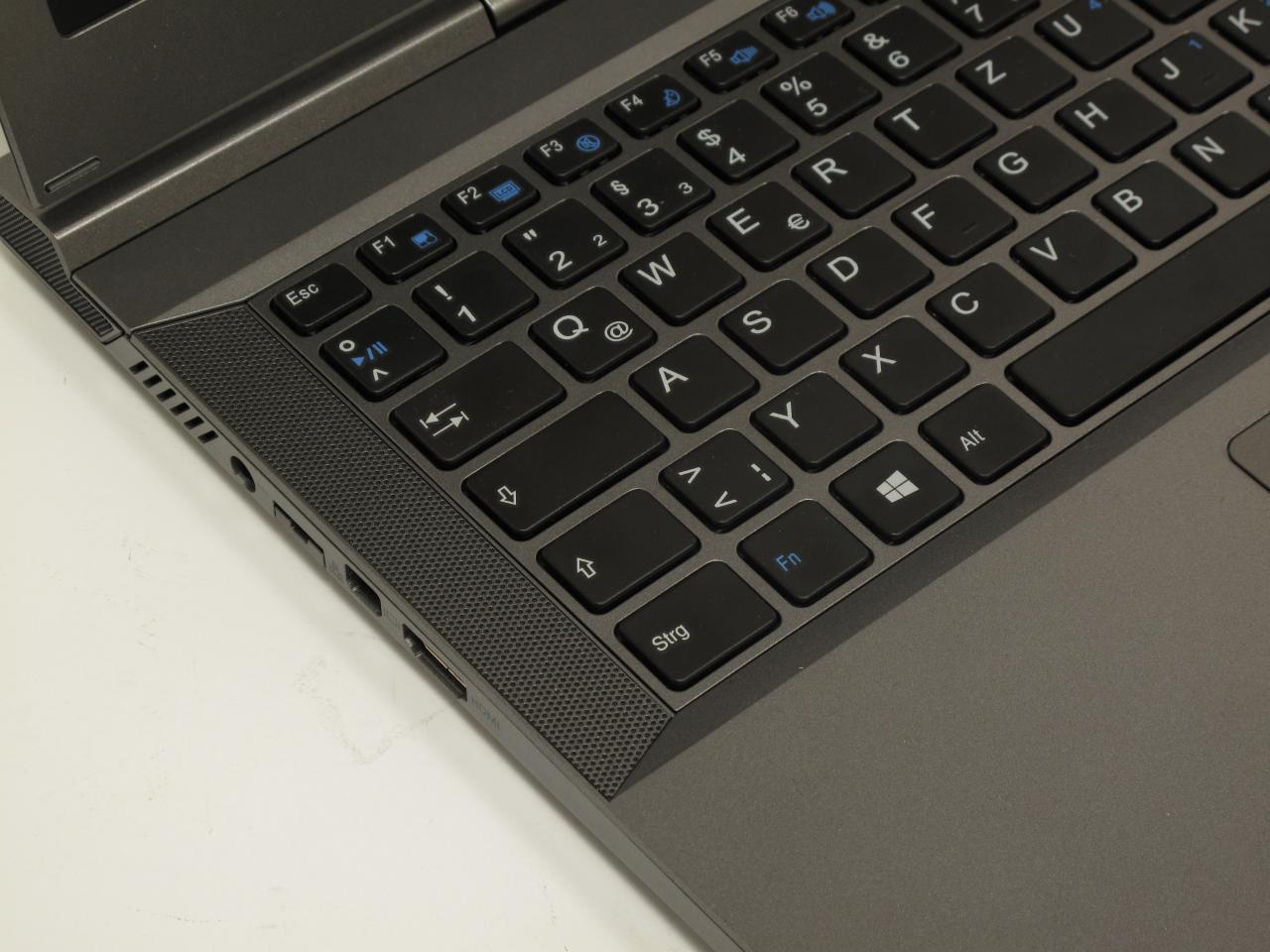 [26/07/2013] Notebook mit Intel Iris Pro Graphics 5200 im Test - Spieletauglichkeit und Intel-Zusatzfunktionen von Grid 2 ausprobiert (9)