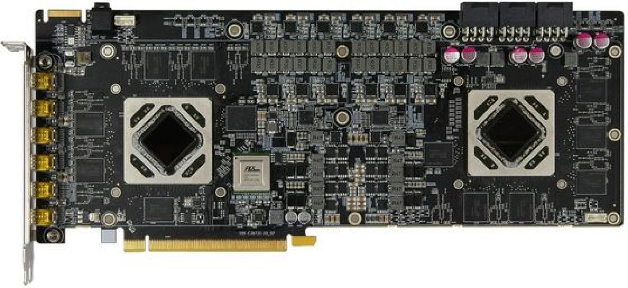 [15/07/2013] Sapphire Radeon HD 7990 Atomic: Bilder des PCB und der Wasserkühlung aufgetaucht (1)