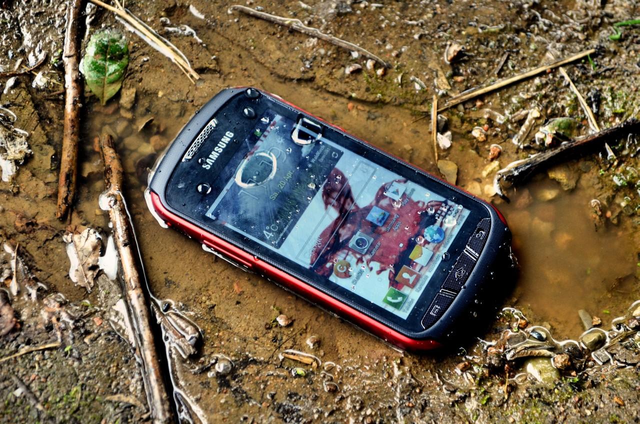 [03/07/2013] Extrem-Test: Outdoor-Smartphone Galaxy Xcover 2 (7)