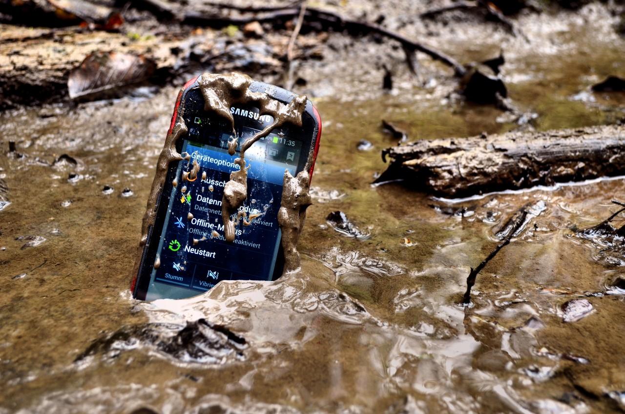 [03/07/2013] Extrem-Test: Outdoor-Smartphone Galaxy Xcover 2 (14)