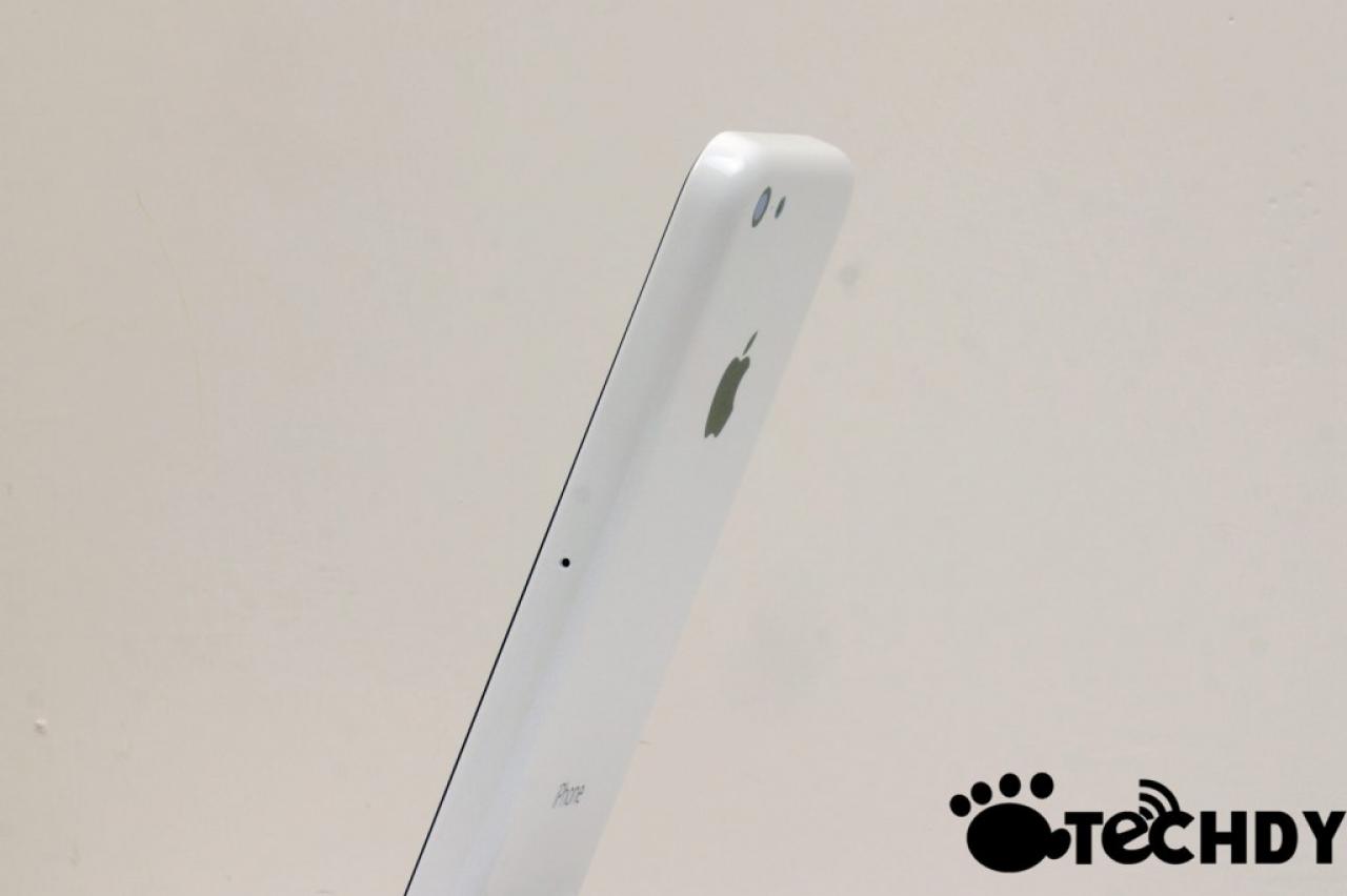[07/07/2013] Budget-iPhone: Neue Fotos und ein Video zum vermeintlichen iPhone 5S mini aufgetaucht (3)