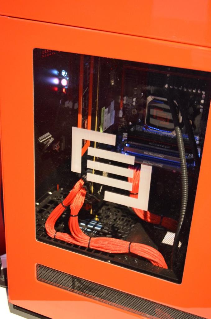 [23/08/2013] AMD zeigt Radeon HD 8970M mit Tomb Raider samt Tress FX in 5.760 x 1.080 (9)