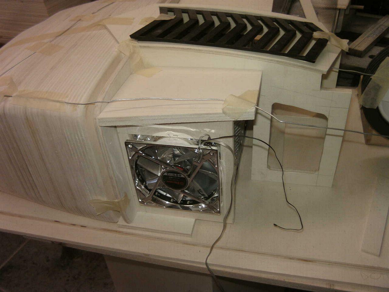 [05/08/2013] Casemod DCMM Colossus: Die größte PC-Maus der Welt entsteht (99)
