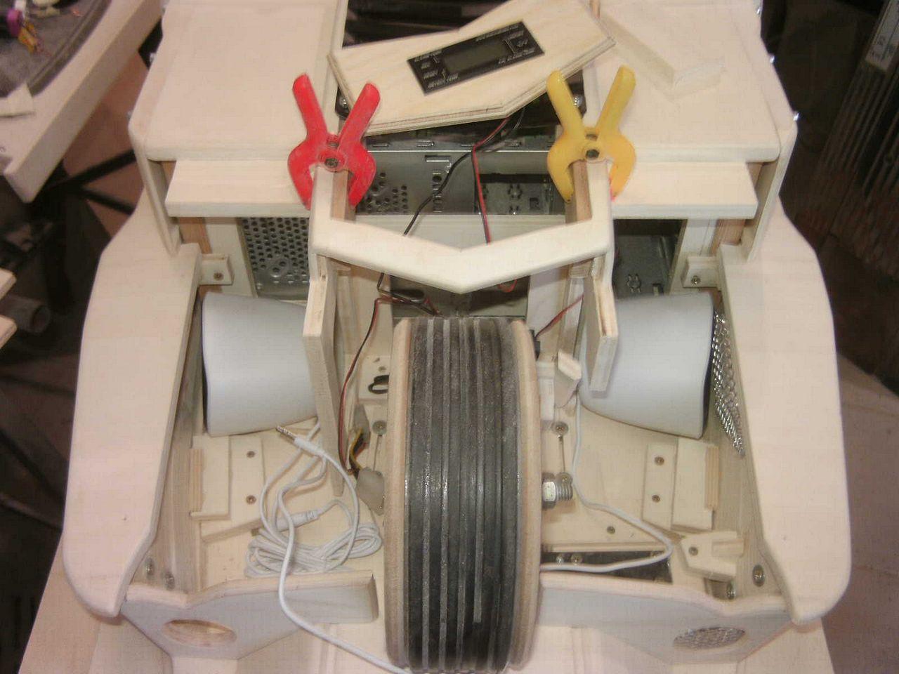[05/08/2013] Casemod DCMM Colossus: Die größte PC-Maus der Welt entsteht (288)