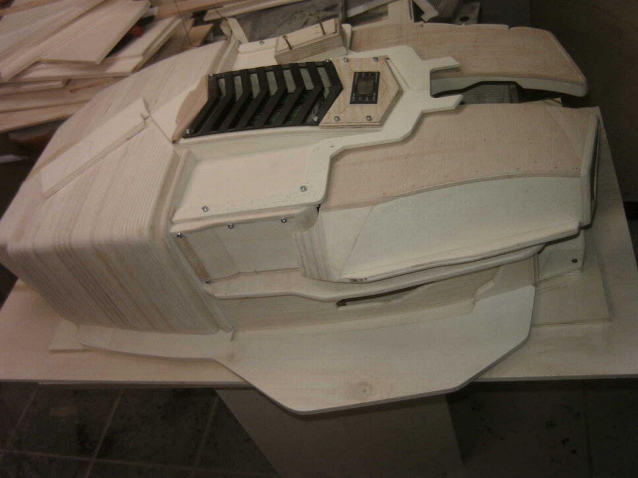 [05/08/2013] Casemod DCMM Colossus: Die größte PC-Maus der Welt entsteht (318)