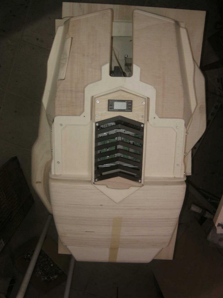 [05/08/2013] Casemod DCMM Colossus: Die größte PC-Maus der Welt entsteht (334)