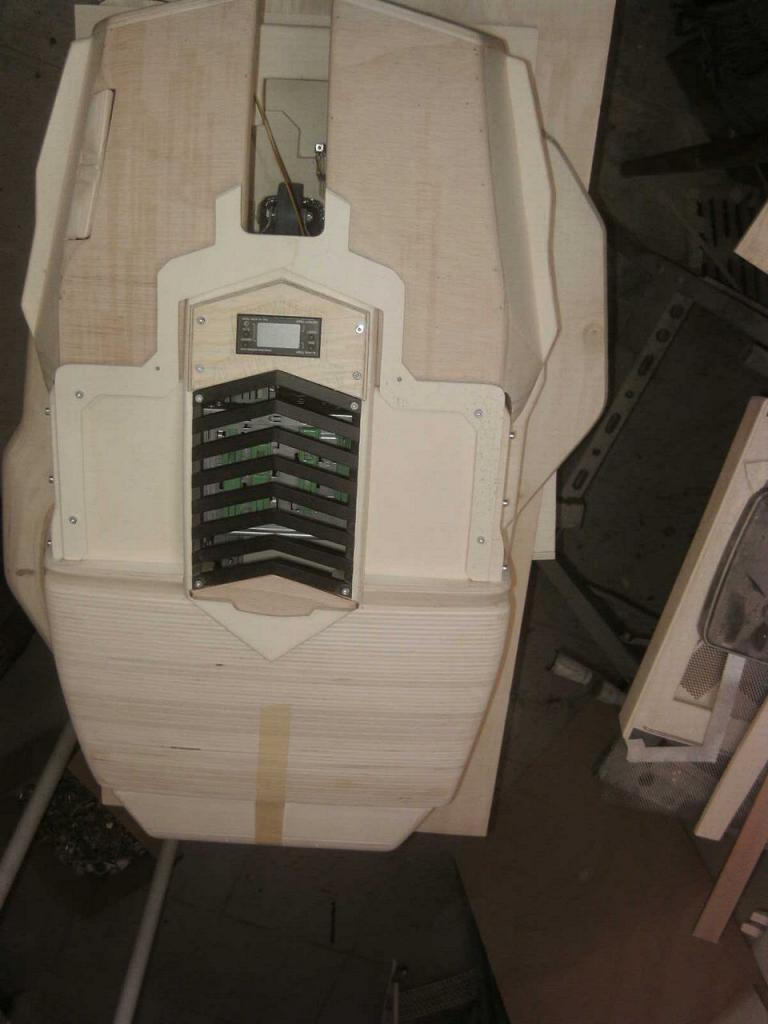 [05/08/2013] Casemod DCMM Colossus: Die größte PC-Maus der Welt entsteht (335)