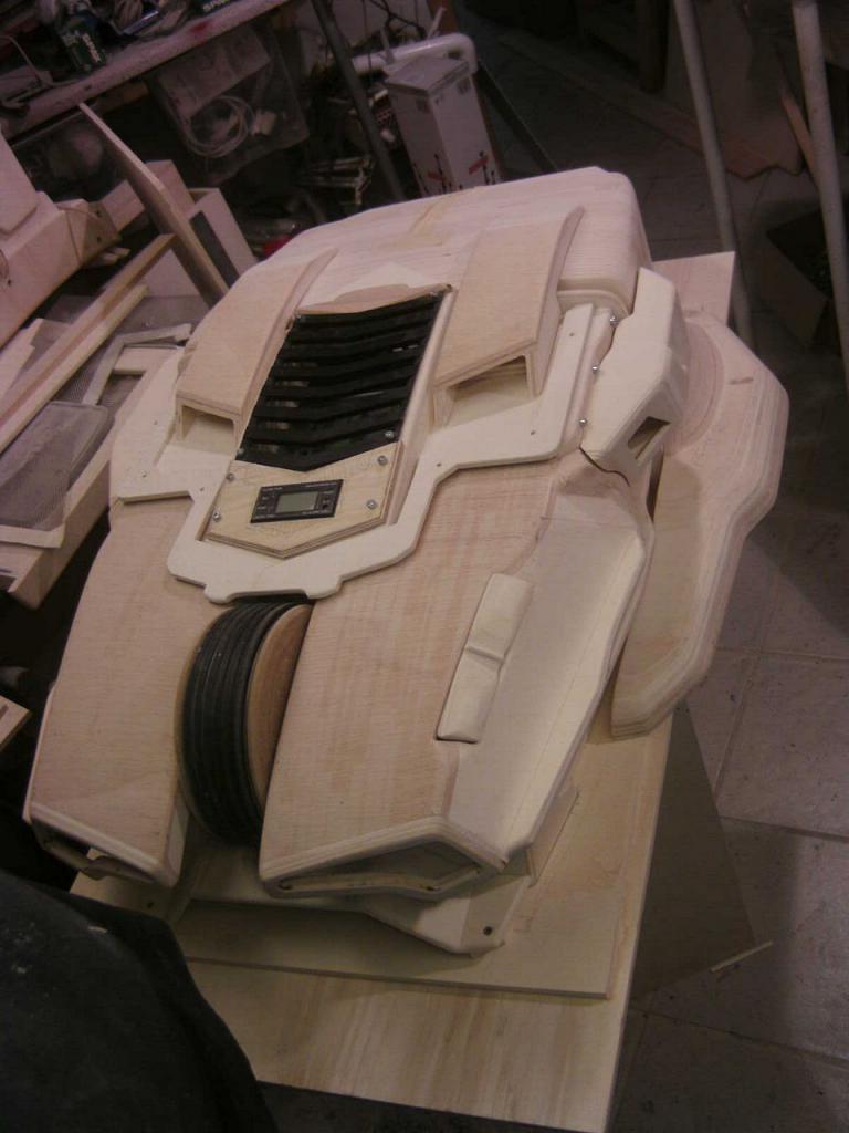 [05/08/2013] Casemod DCMM Colossus: Die größte PC-Maus der Welt entsteht (393)