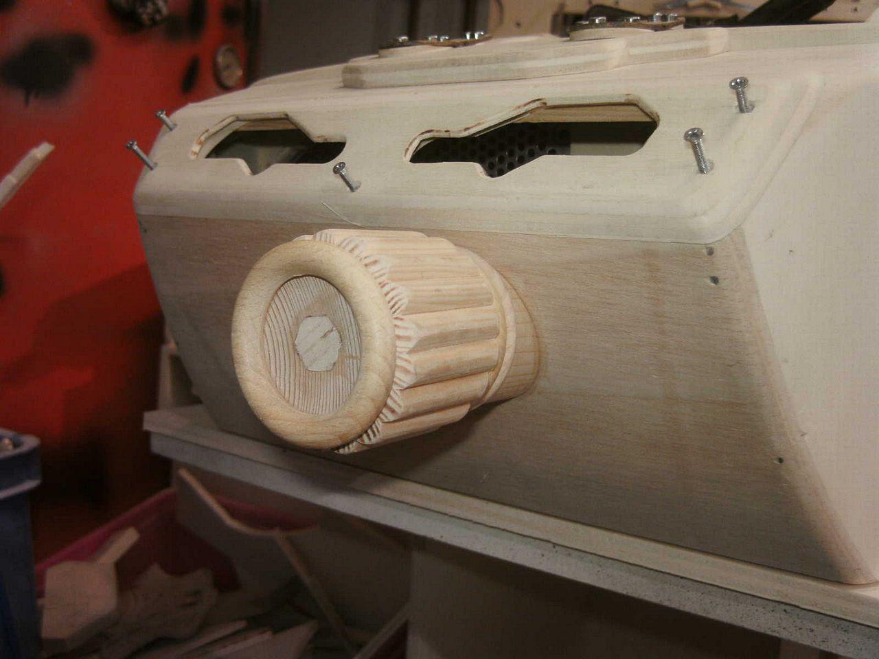 [05/08/2013] Casemod DCMM Colossus: Die größte PC-Maus der Welt entsteht (480)