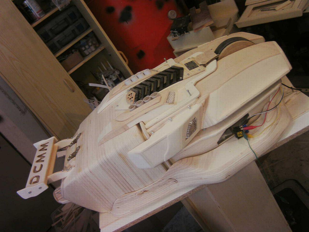 [05/08/2013] Casemod DCMM Colossus: Die größte PC-Maus der Welt entsteht (516)