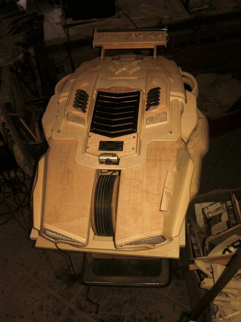[05/08/2013] Casemod DCMM Colossus: Die größte PC-Maus der Welt entsteht (602)