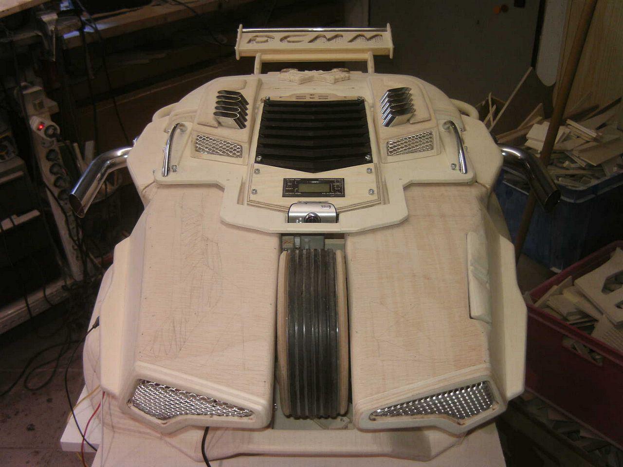 [05/08/2013] Casemod DCMM Colossus: Die größte PC-Maus der Welt entsteht (615)