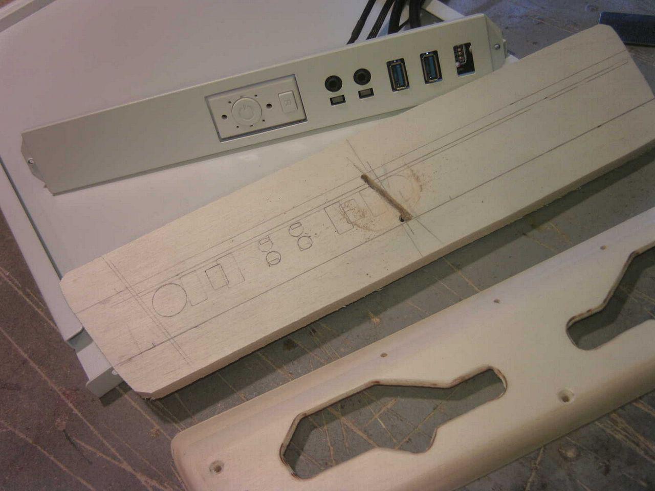 [05/08/2013] Casemod DCMM Colossus: Die größte PC-Maus der Welt entsteht (631)