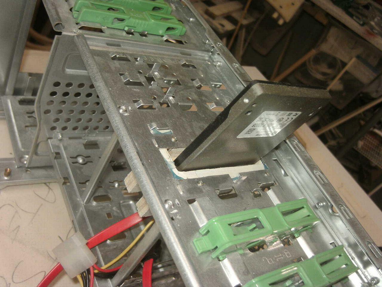 [05/08/2013] Casemod DCMM Colossus: Die größte PC-Maus der Welt entsteht (675)