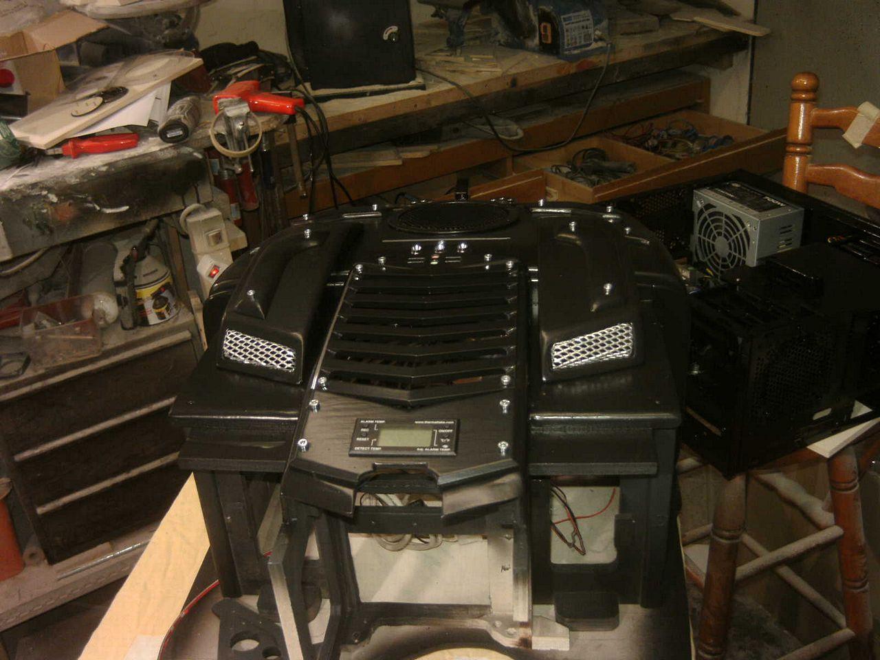 [05/08/2013] Casemod DCMM Colossus: Die größte PC-Maus der Welt entsteht (792)