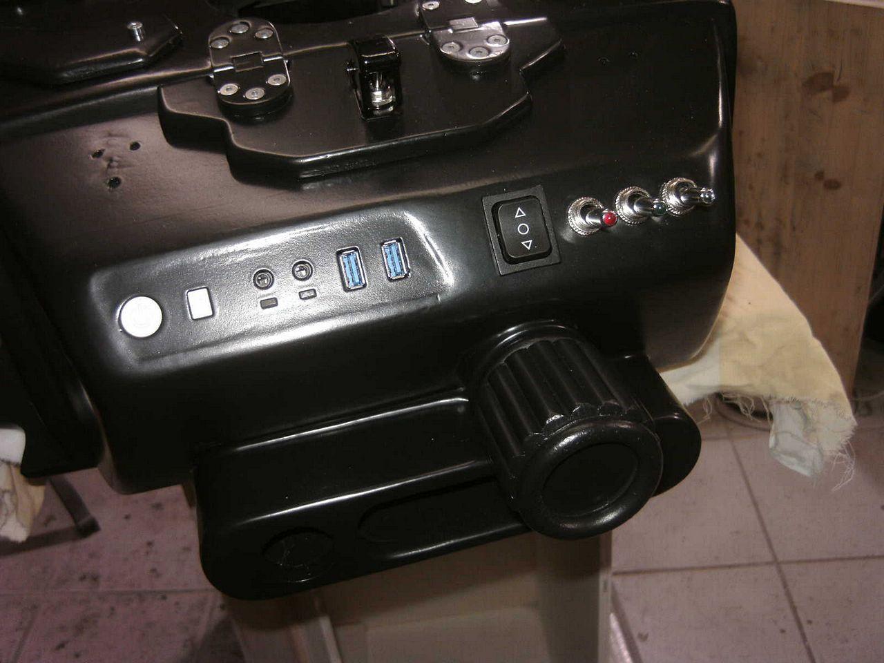 [05/08/2013] Casemod DCMM Colossus: Die größte PC-Maus der Welt entsteht (795)