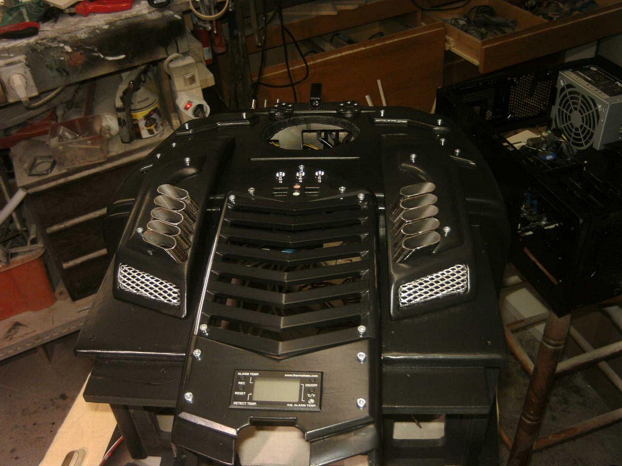 [05/08/2013] Casemod DCMM Colossus: Die größte PC-Maus der Welt entsteht (802)