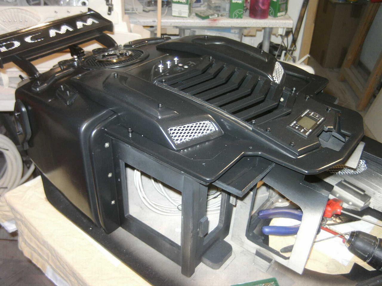 [05/08/2013] Casemod DCMM Colossus: Die größte PC-Maus der Welt entsteht (820)