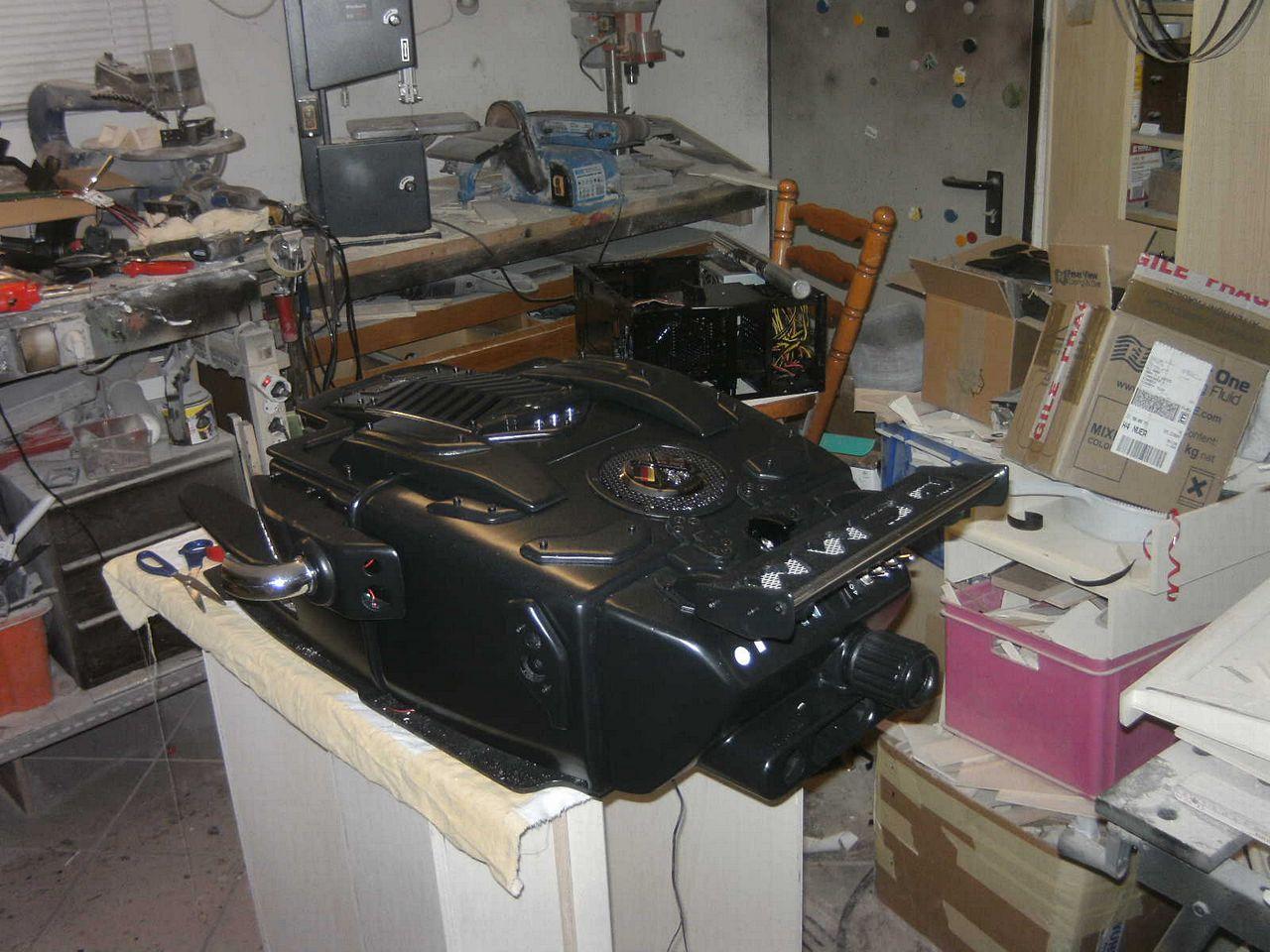 [05/08/2013] Casemod DCMM Colossus: Die größte PC-Maus der Welt entsteht (832)