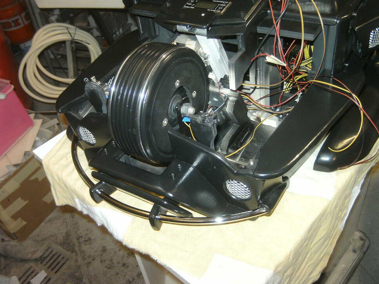 [05/08/2013] Casemod DCMM Colossus: Die größte PC-Maus der Welt entsteht (869)