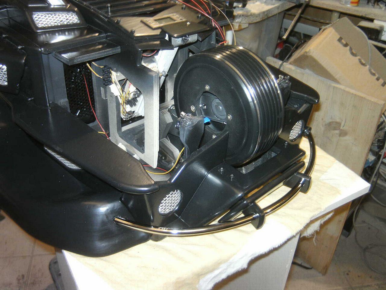 [05/08/2013] Casemod DCMM Colossus: Die größte PC-Maus der Welt entsteht (870)