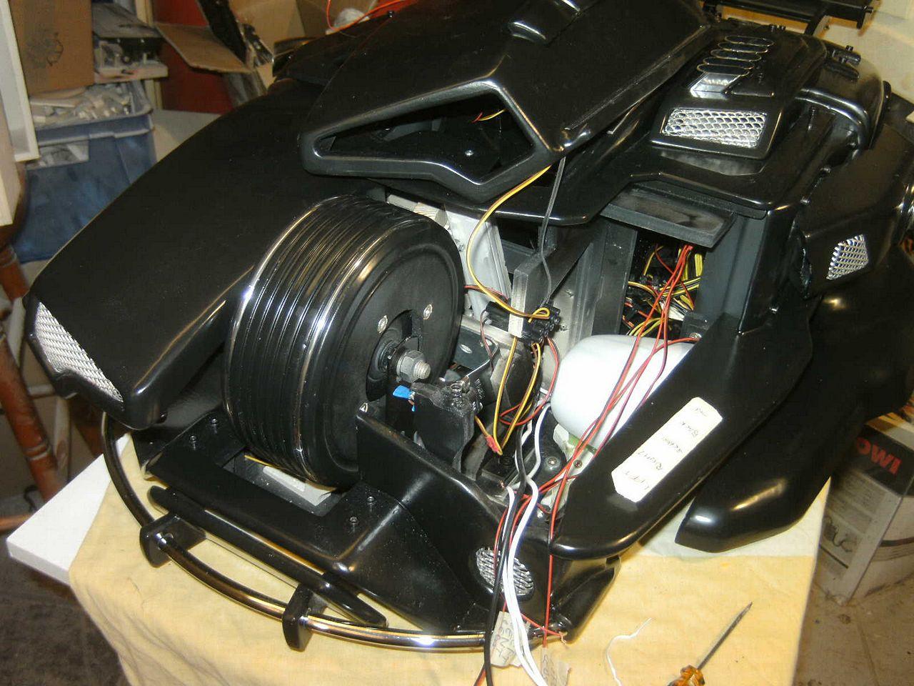 [05/08/2013] Casemod DCMM Colossus: Die größte PC-Maus der Welt entsteht (873)