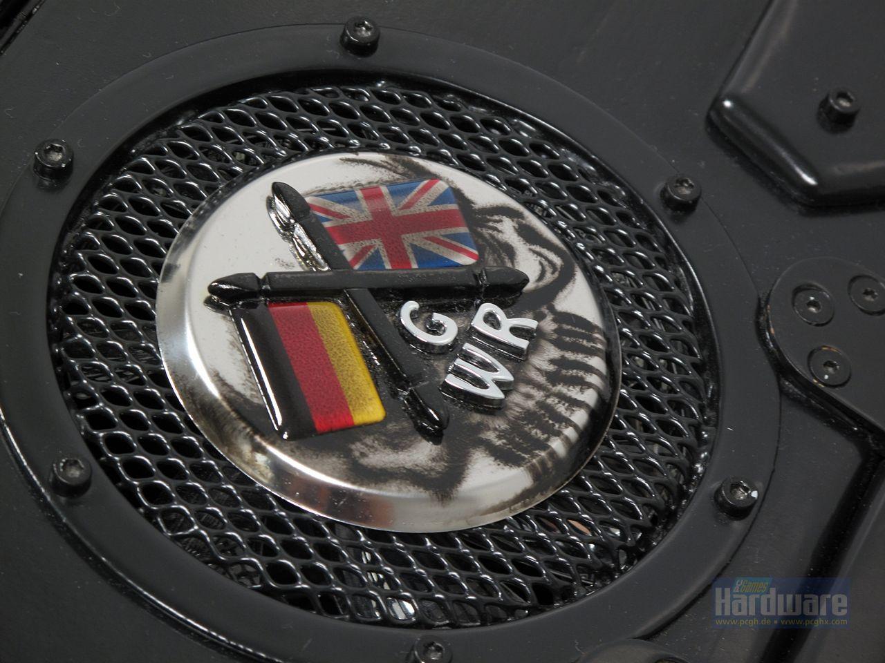 [05/08/2013] Die größte PC-Maus der Welt: Casemod DCMM Colossus (22)