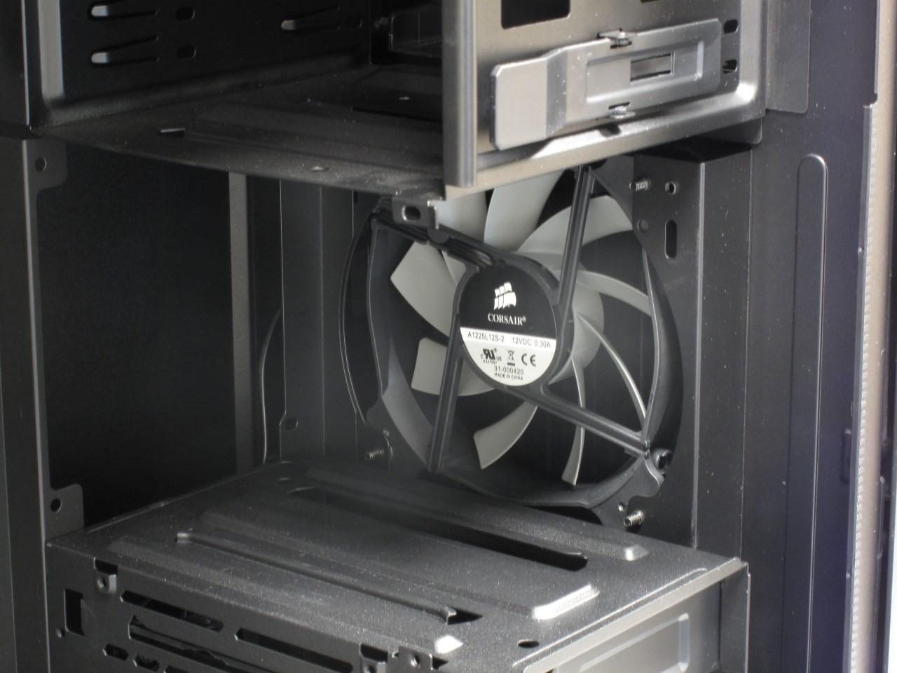 [02/08/2013] Corsair Obsidian 900D (6)