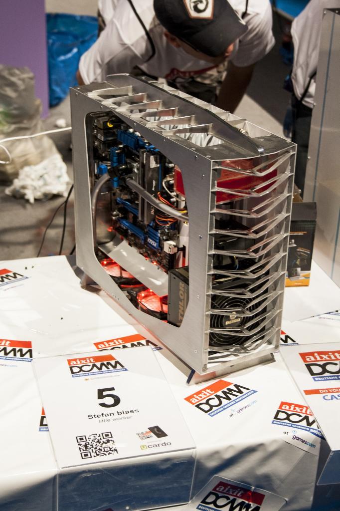 [25/08/2013] DCMM: Deutsche Casemod Meisterschaft auf der Gamescom 2013 abgelichtet (35)