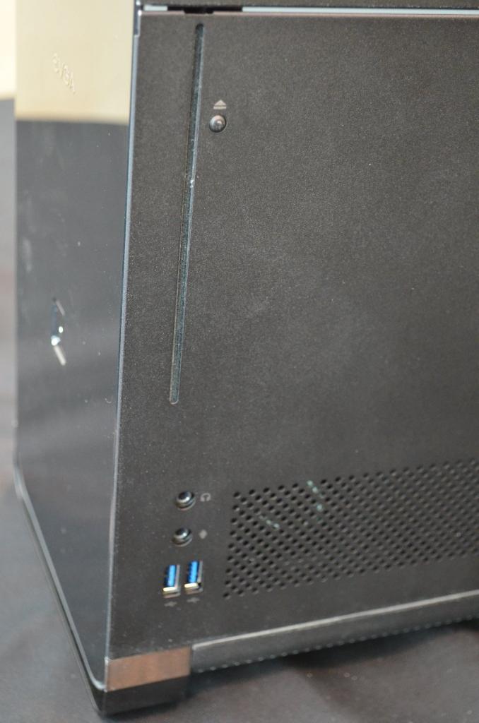[21/08/2013] EVGA zeigt neue Mainboards auf der Gamescom (26)