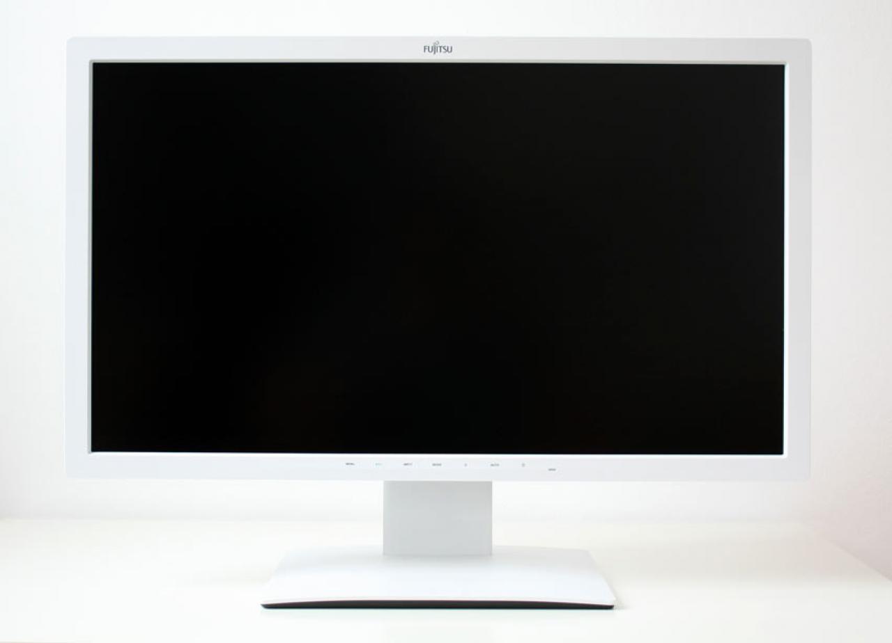 [27/08/2013] Fujitsu P27T-7 LED: 27-Zöller mit 2.560 x 1.440 im Test bei Prad.de