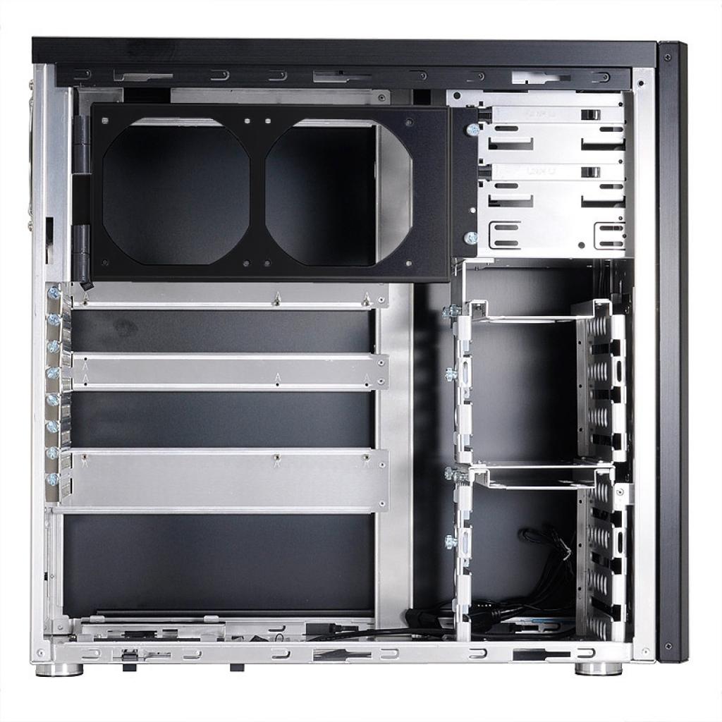 [06/08/2013] Lian Li PC-10N: Midi-Tower mit Wakü-Vorbereitung veröffentlicht (7)