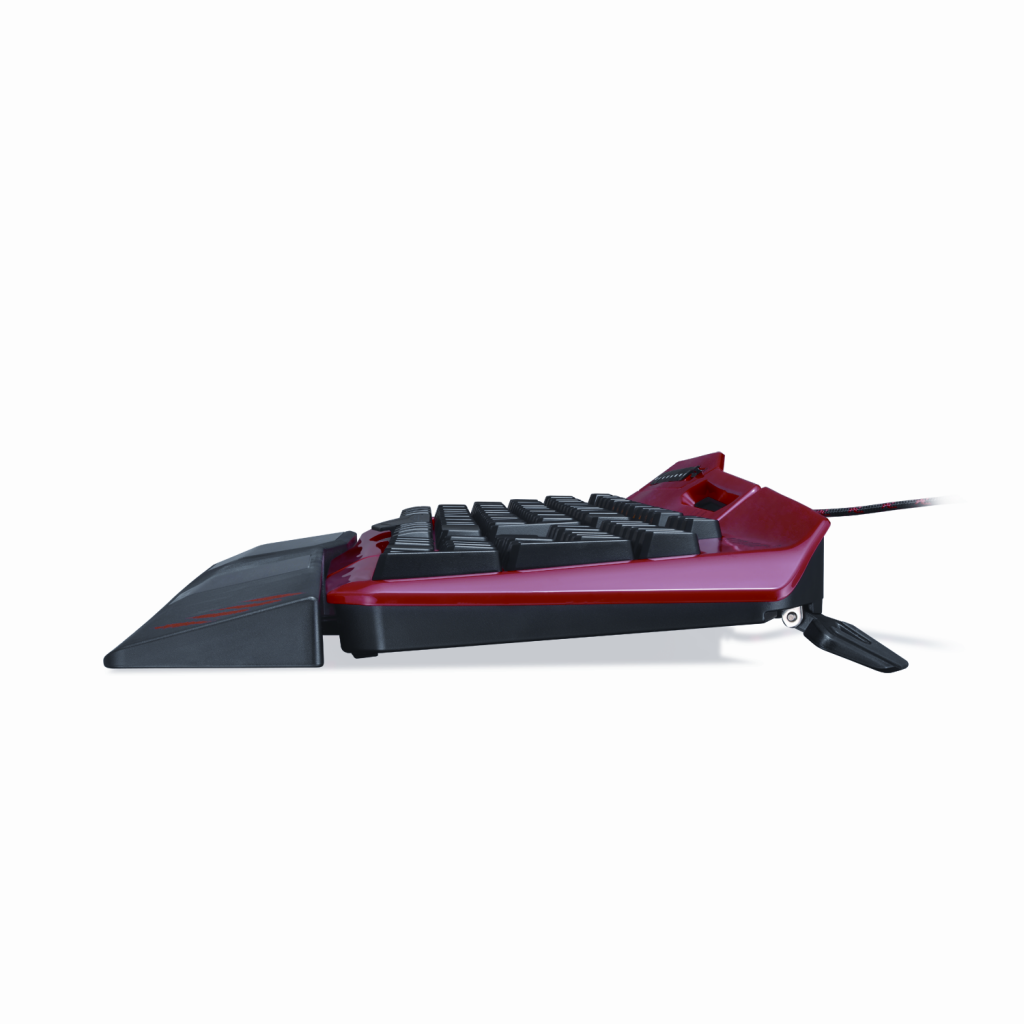 [23/08/2013] Mad Catz Strike 3 Professional: Membran-Tastatur mit Hintergrundbeleuchtung ab 95 Euro (11)