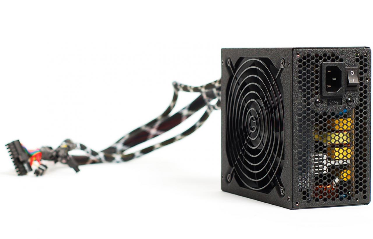 [12/08/2013] Nexus RX-8500: 2013 Edition des modularen 850 Watt Netzteils angekündigt (2)