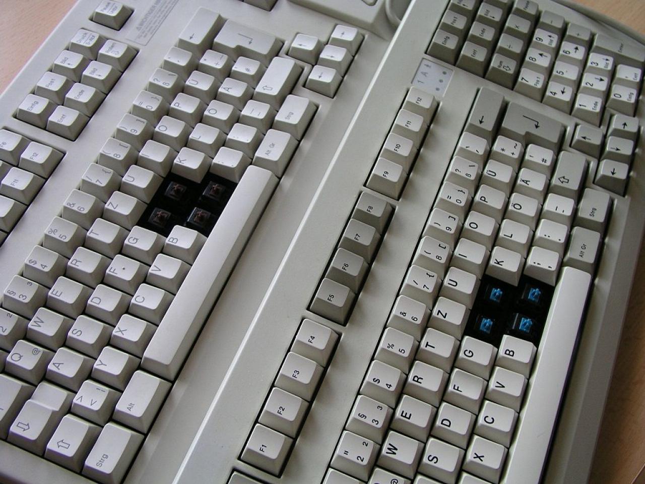 [26/08/2013] Update vom August 2013 mit abgefahrener Klapp-Tastatur aus den 80ern (28)