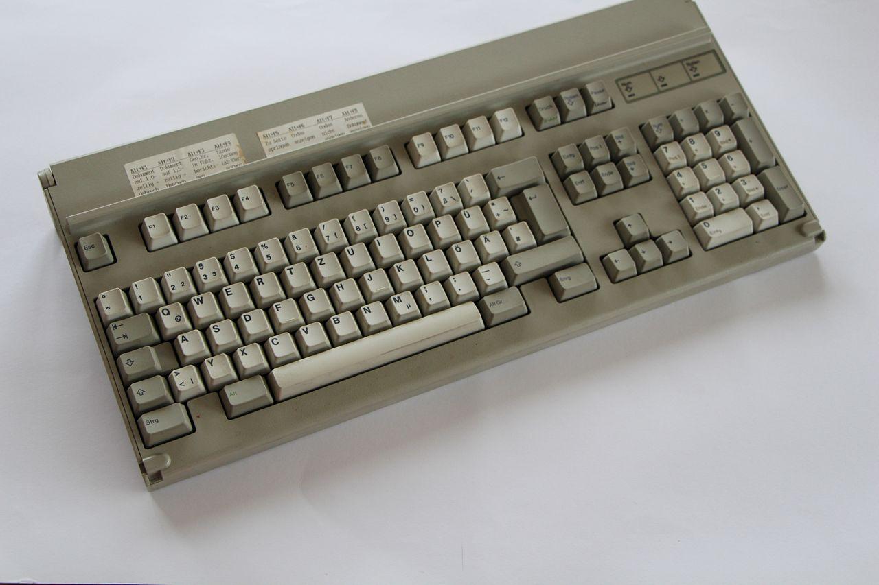 [26/08/2013] Update vom August 2013 mit abgefahrener Klapp-Tastatur aus den 80ern (31)