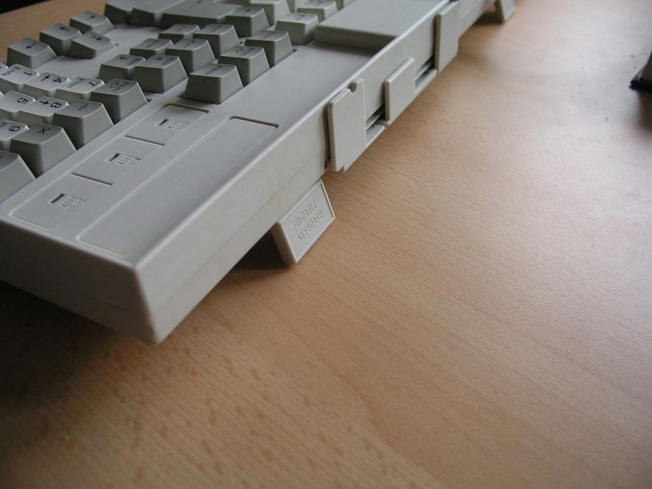 [26/08/2013] Update vom August 2013 mit abgefahrener Klapp-Tastatur aus den 80ern (8)