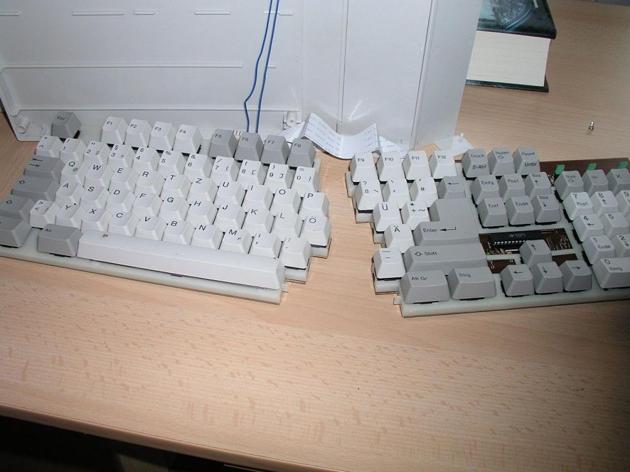 [26/08/2013] Update vom August 2013 mit abgefahrener Klapp-Tastatur aus den 80ern (2)