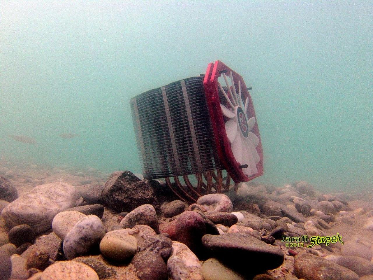 [09/08/2013] Update vom 11.08.: Kühler unter Wasser und auf Eis, PC-Lüfter als Tischventilatoren (9)