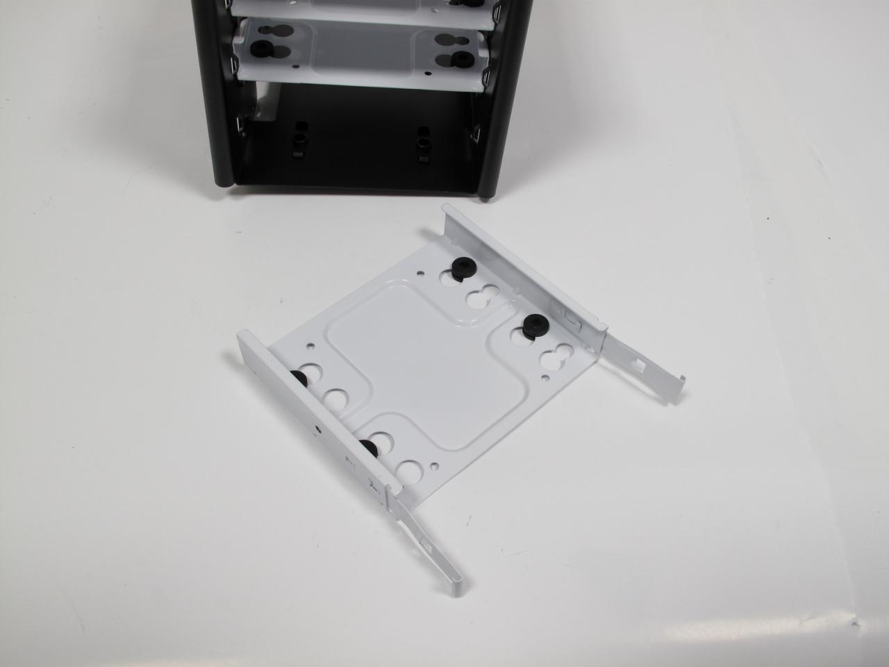 [15/08/2013] Test: Fractal Design Arc Midi R2 - eine schlicht-schönes Gehäuse für Spielerhardware? (6)