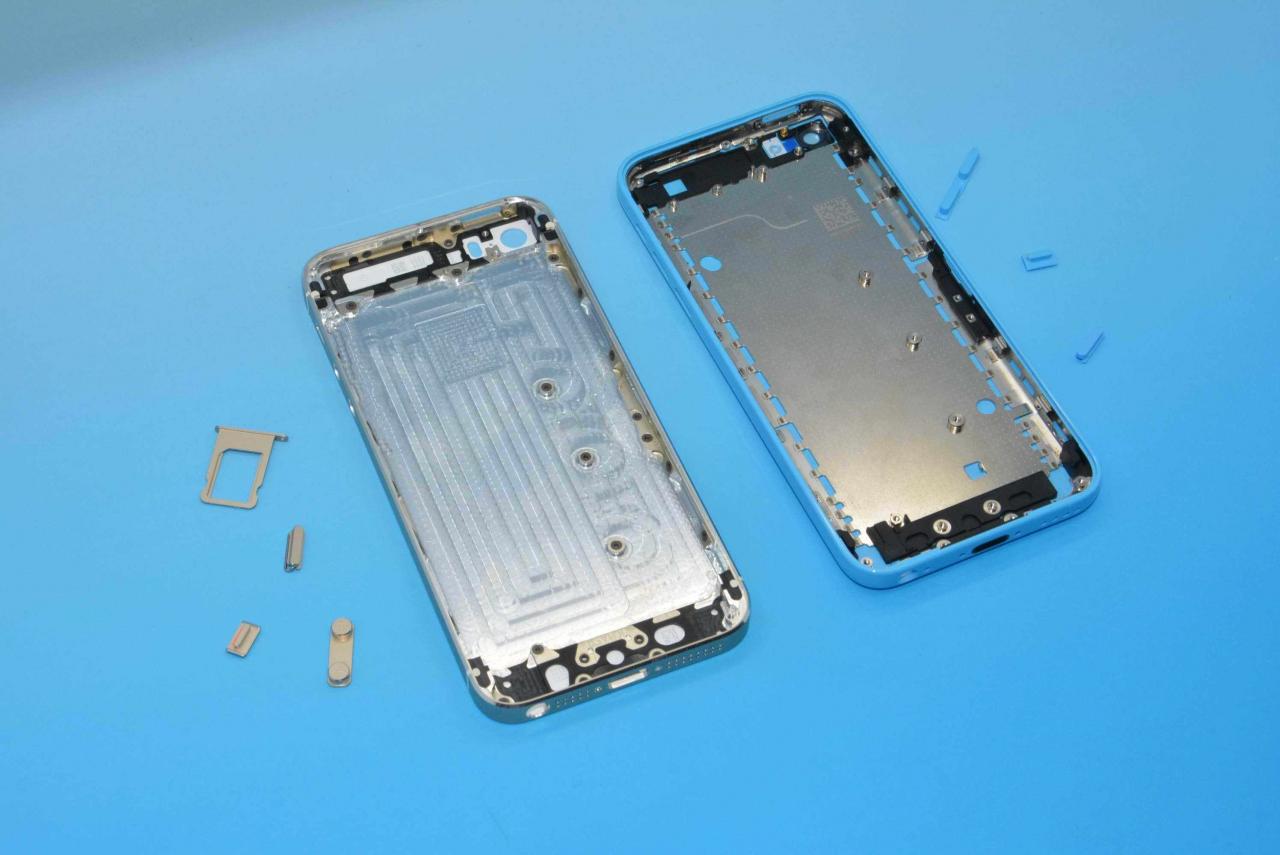 [25/08/2013] iPhone 5S und iPhone 5C: Neue Abbildungen zeigen Gehäuse und Innenleben (22)