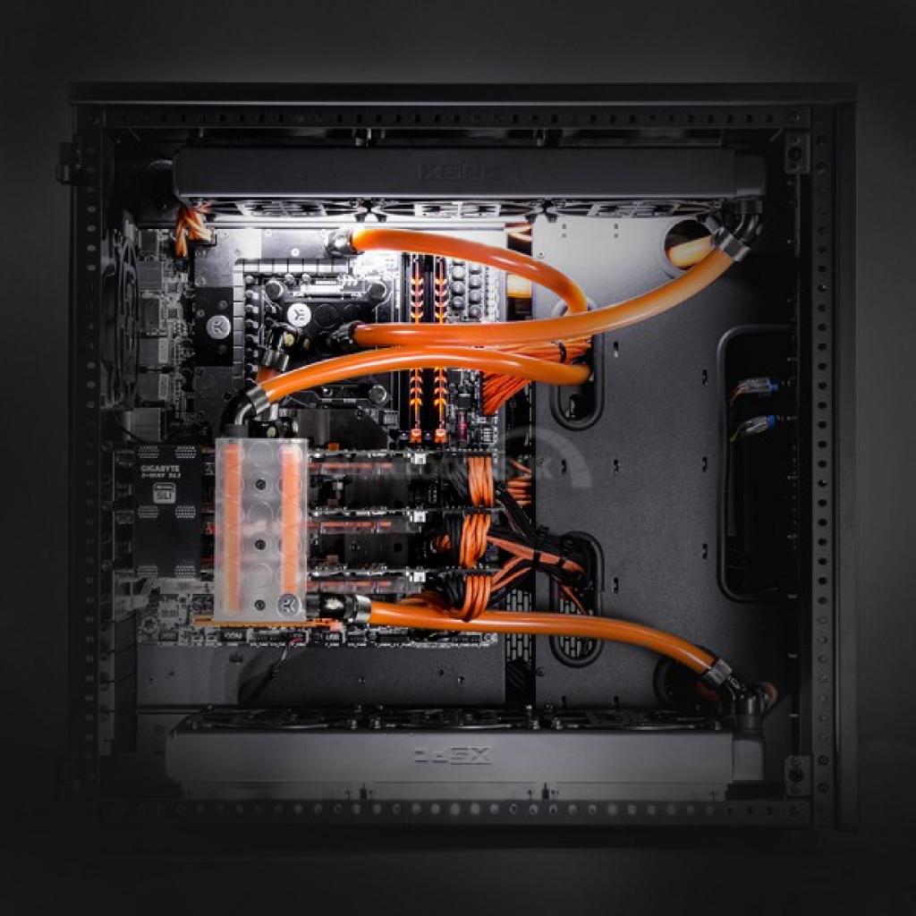 [06/09/2013] 8Pack: Hypercube mit Core i7-4770K und drei GTX 780 veröffentlicht (4)