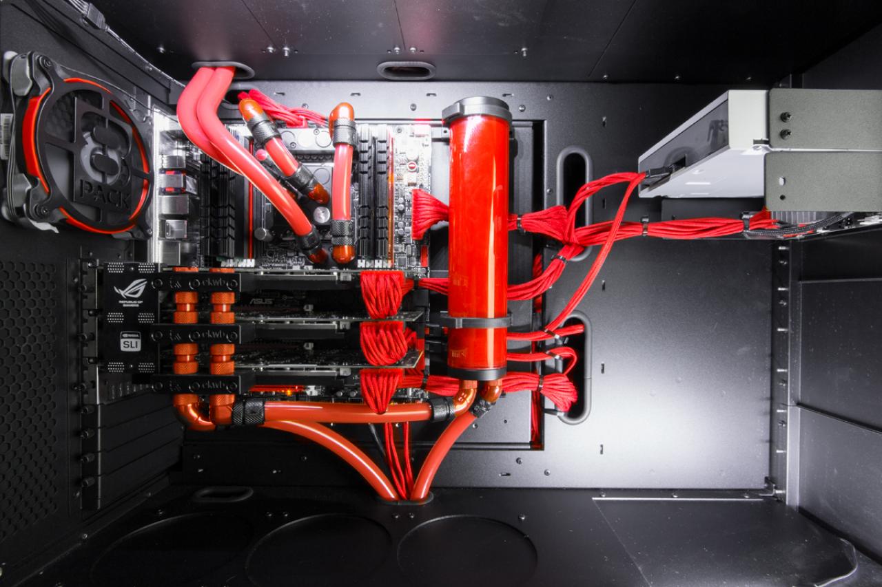 [06/09/2013] 8Pack: Supernova mit Core i7-3930K und drei GTX Titan veröffentlicht (2)