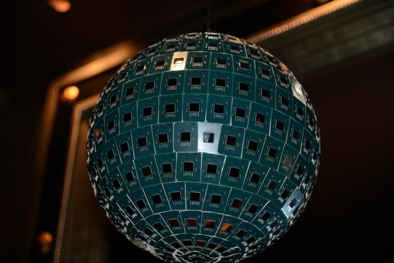 [10/09/2013] IDF 2013 Avoton powered Death Star Prototype 2