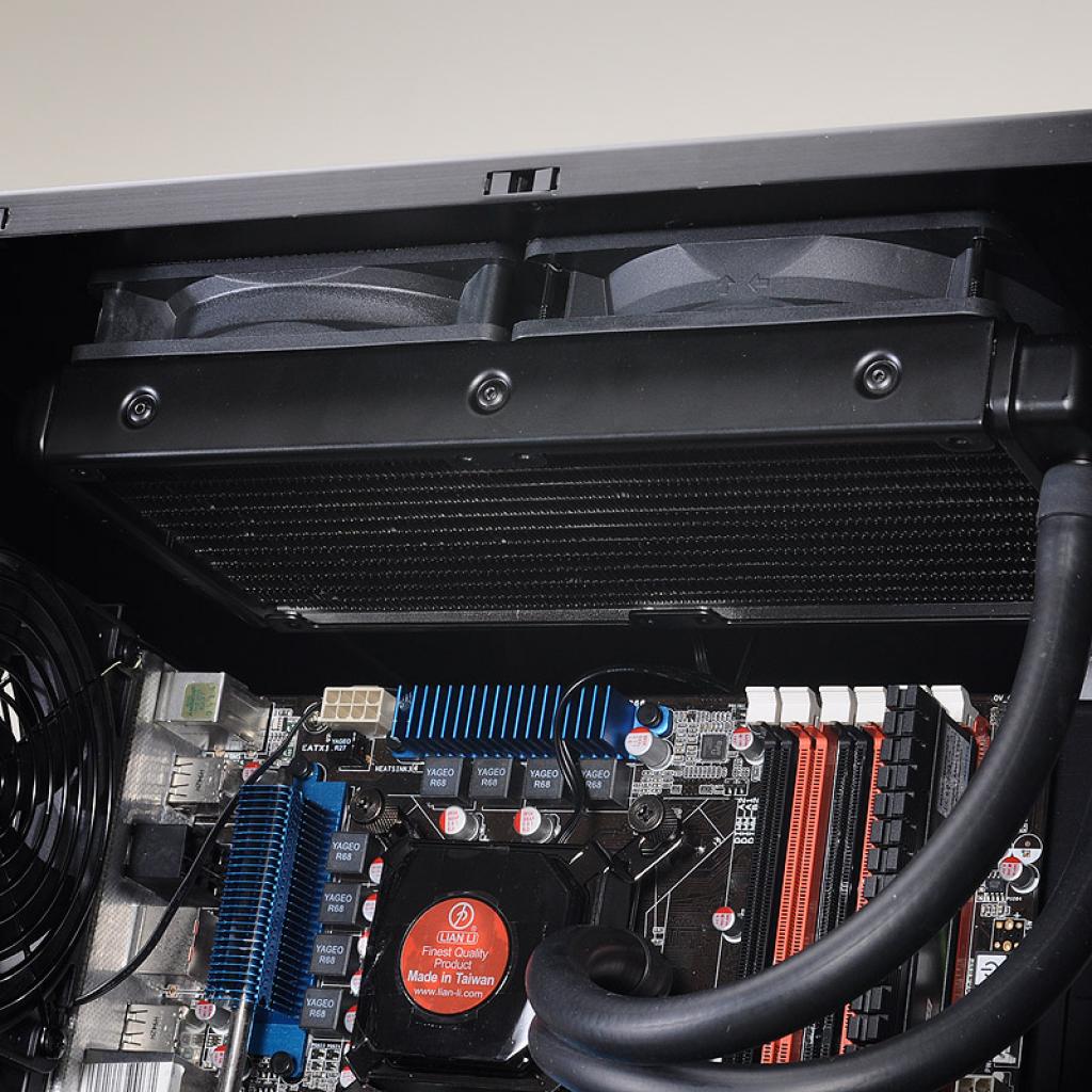 [12/09/2013] Lian Li PC-D600: Doppeltes Aluminium-Gehäuse für 290 Euro veröffentlicht (15)