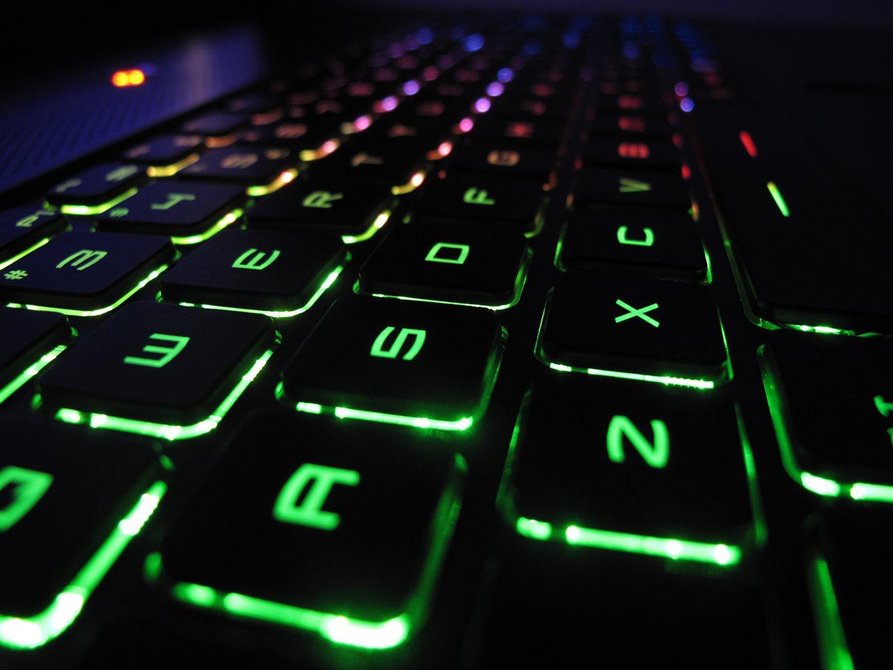 [30/09/2013] MSI G70 17